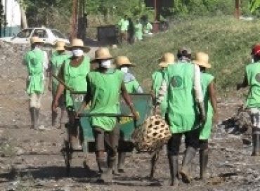 Transformer les déchets en compost à Madagascar