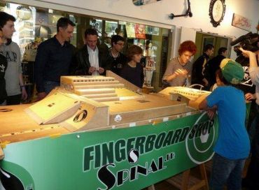 Le Finger-skate entre au Musée National du Sport