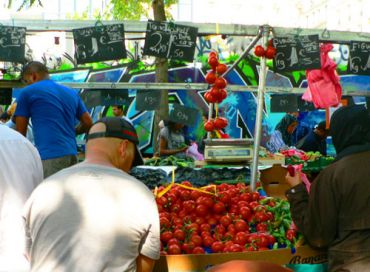 Visite du marché de Barbes