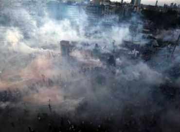 Place Taksim : ça sent le printemps et les gaz lacrymogènes 